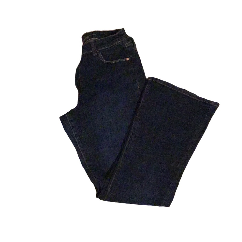 Size 12 the sweetheart flare legged dark wash jean